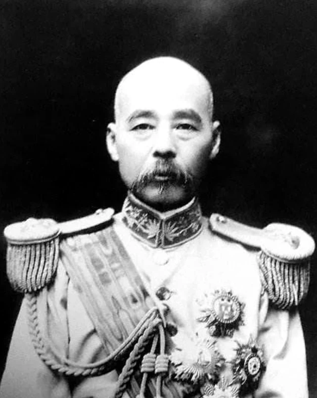 “北洋之犬”冯国璋简介（仅当了一年大总统就下台，最终结局如何？）