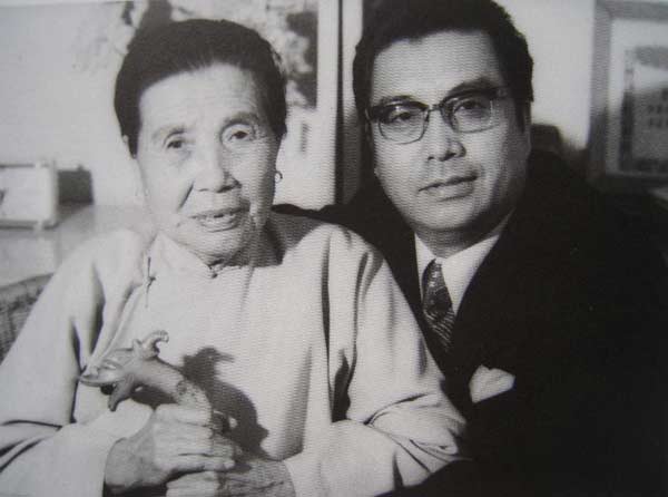 李双江妻子梦鸽简介（嫁大27岁老公超幸福，然而儿子却成了我的烦恼）