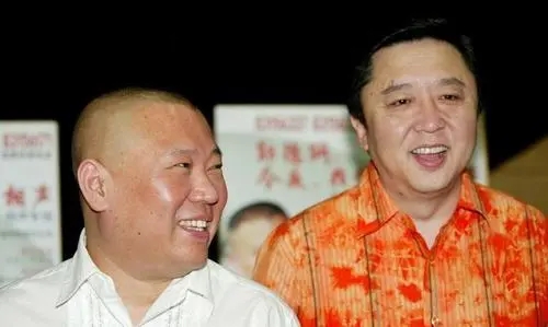 相声于谦简介（娶19岁女学生，不赚钱时靠老婆养，两个儿子归郭德纲管）