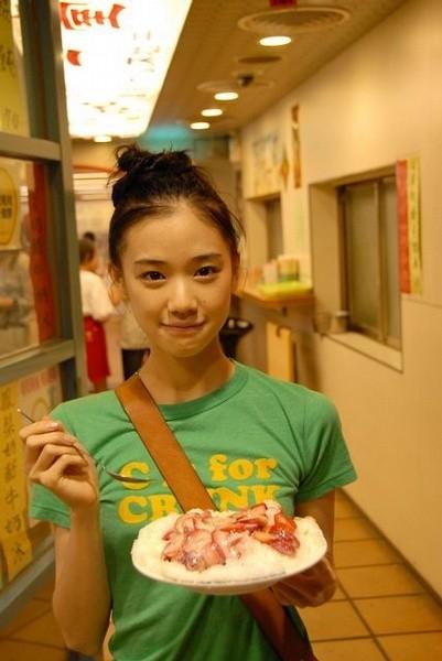 苍井优是谁（36岁苍井优怀孕，老公是搞笑艺人大她8岁，婚前对她闺蜜表白10年）