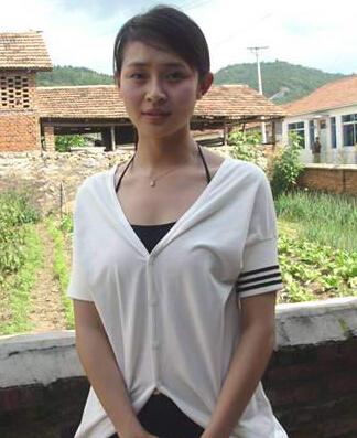 于明加老公是谁 现任(于明加丈夫胡俊：相亲娶女明星，直男婚后也可以变浪漫)