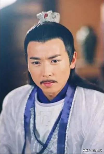 保剑锋老婆是谁(44岁保剑锋低调娶演员何珈好，儿子颜值高像爸爸，一家3口很幸福)