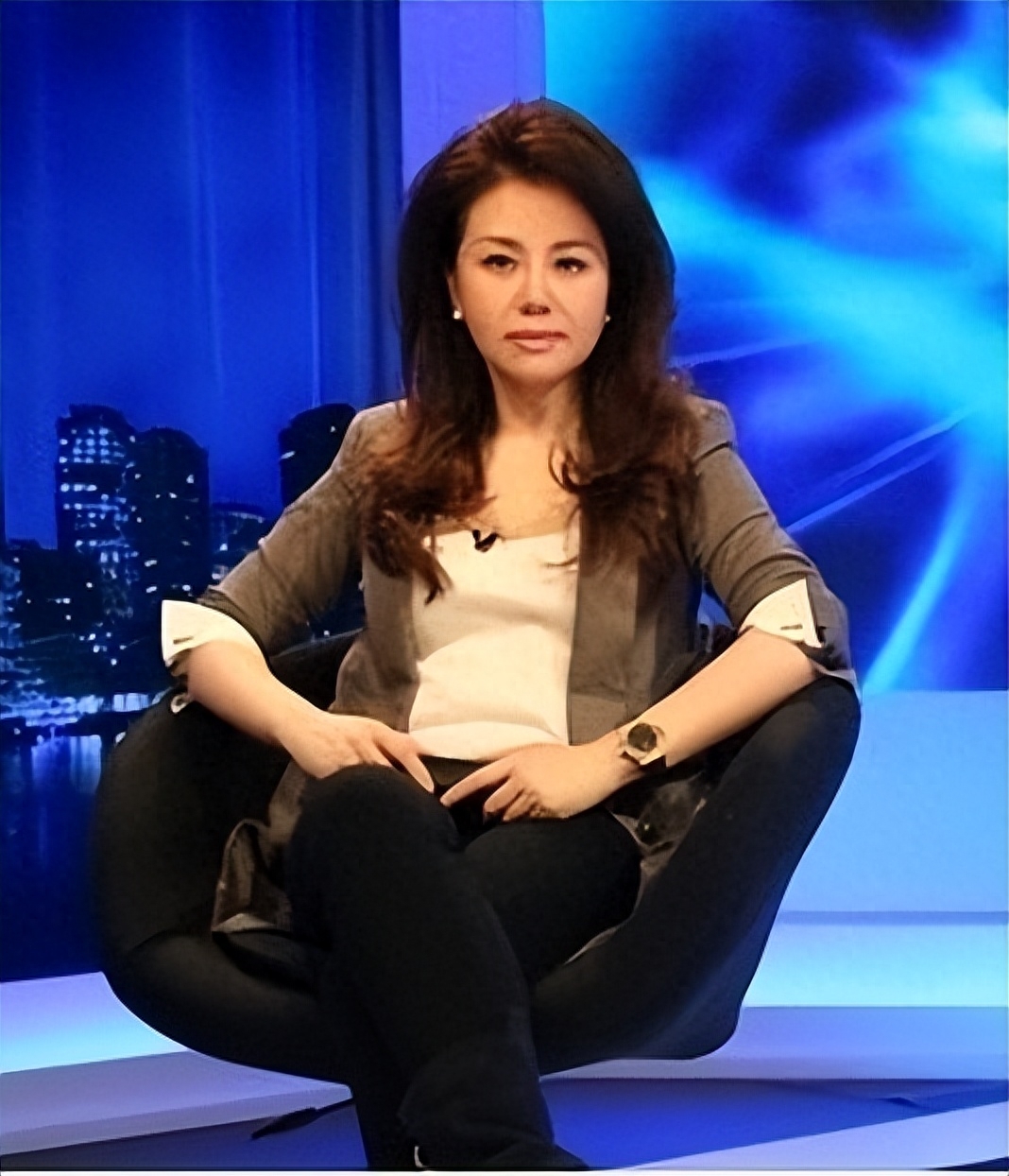 方静个人资料：一生未婚，患癌早逝痛了父母心