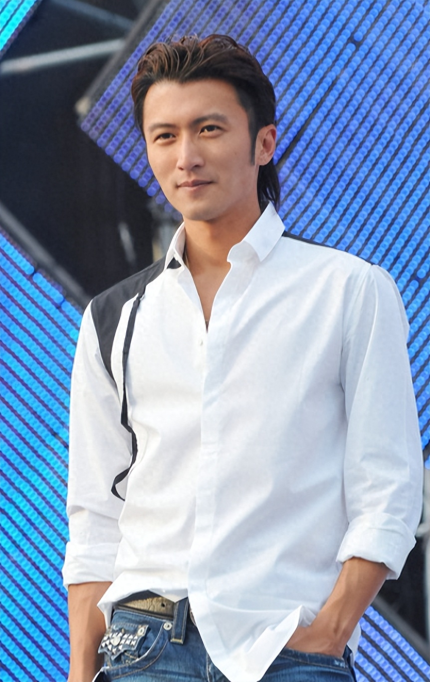 “歌坛浪子”王杰个人资料：我流浪过，大红过，过气过，如今我老了