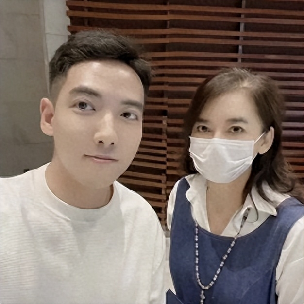 胡慧中个人资料：曾经美貌艳压林青霞 退圈后人生大转折