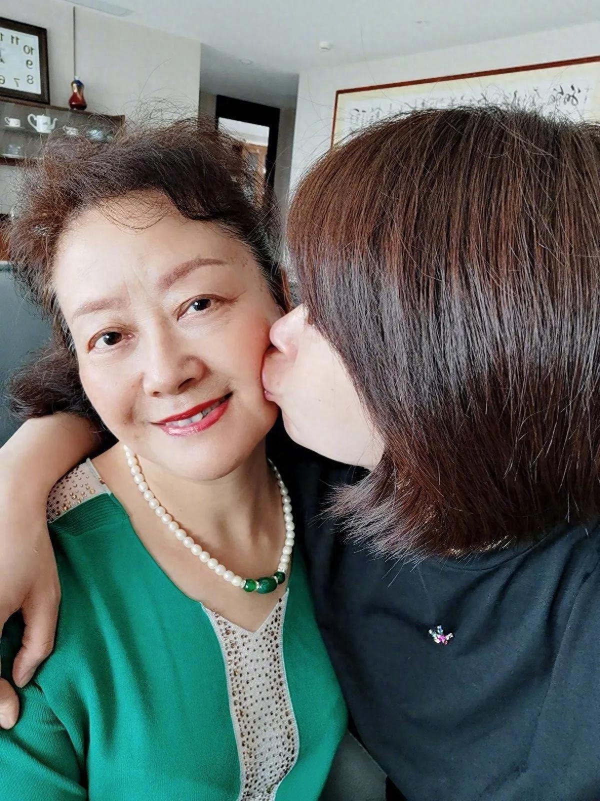 蒋欣的个人资料：心酸成名史，和她背后的男人女人