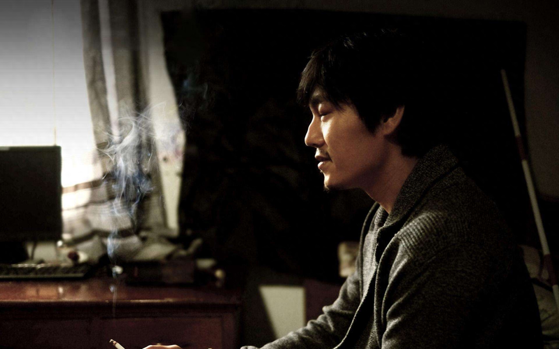 秦昊个人资料：终于出圈了：“愣头青”的傲与怂