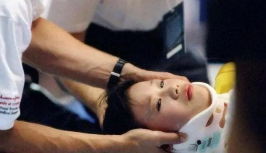 桑兰是谁(“跳马皇后”桑兰：17岁瘫痪，33岁冒死产子，被丈夫宠成公主)