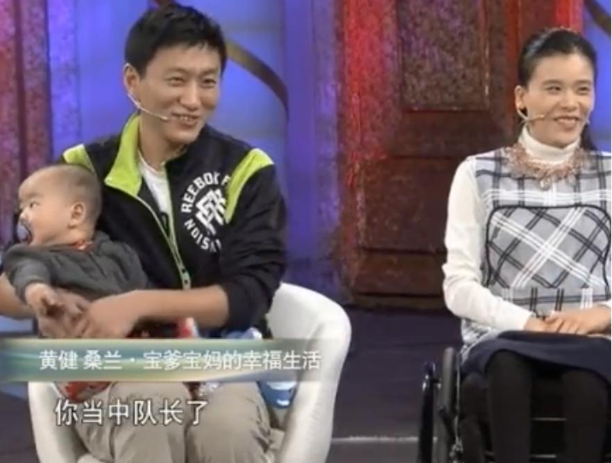 桑兰是谁(“跳马皇后”桑兰：17岁瘫痪，33岁冒死产子，被丈夫宠成公主)