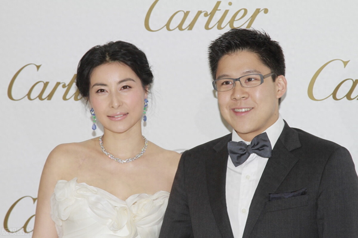 跳水皇后郭晶晶个人资料：出身平凡不认输，嫁入豪门仍省吃俭用，人美心善