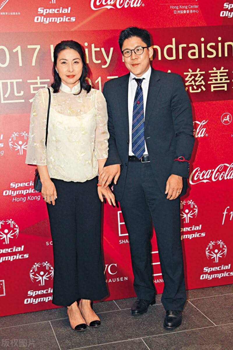 跳水皇后郭晶晶个人资料：出身平凡不认输，嫁入豪门仍省吃俭用，人美心善