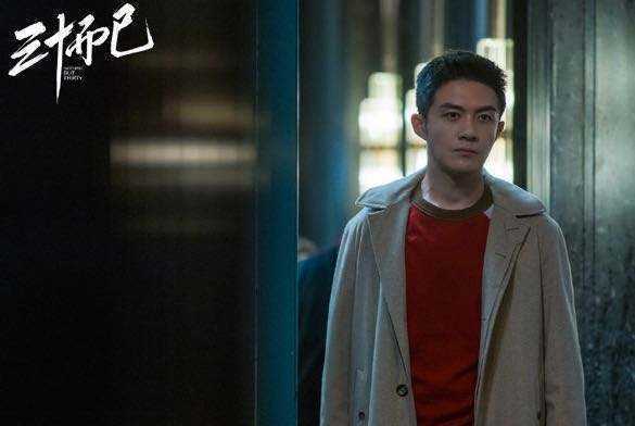 许幻山的扮演者是谁（继王凯之后，许幻山的饰演者李泽锋也被封为“剧抛脸”）