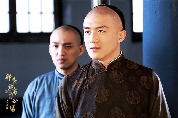 许幻山的扮演者是谁（继王凯之后，许幻山的饰演者李泽锋也被封为“剧抛脸”）