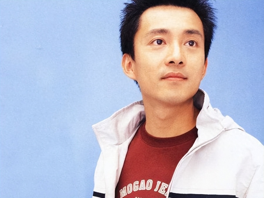 “央视才子”亚宁个人资料：被迫转型成总裁，53岁已满头白发婚姻成谜