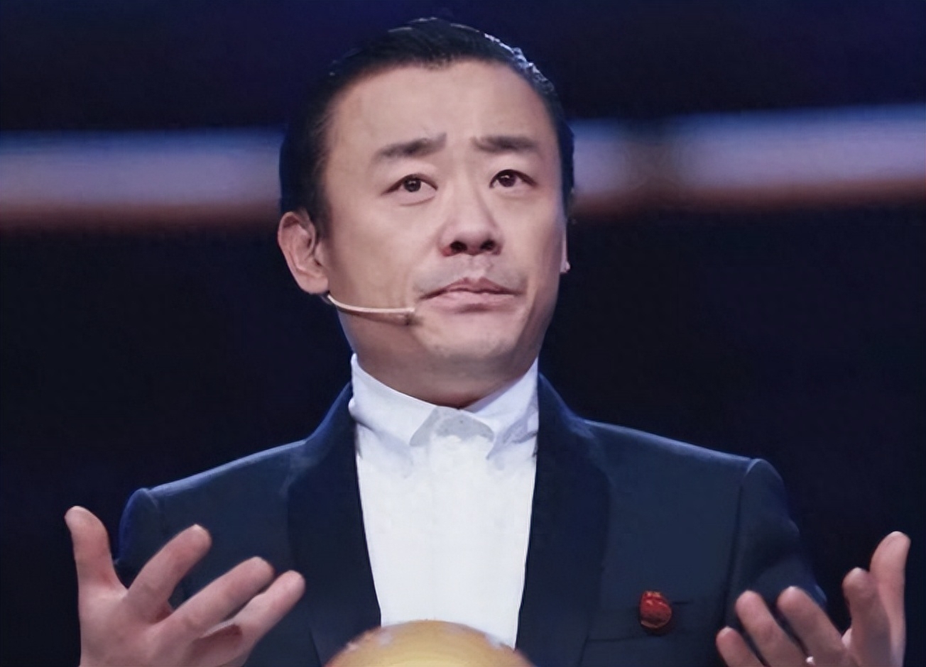 周立波 个人资料，魅力有多大，能让女粉丝张洁不离不弃