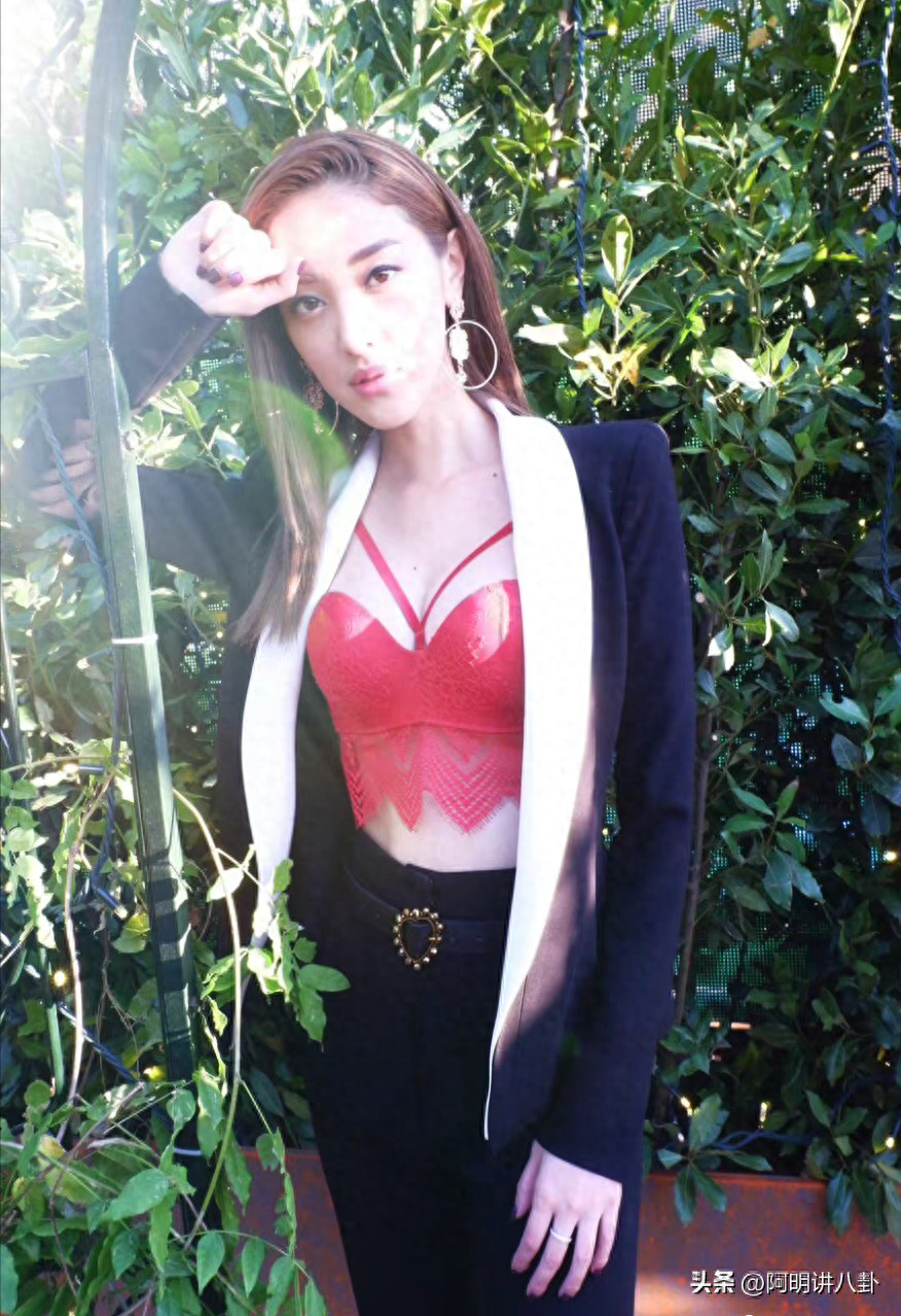 “最美港姐”陈凯琳个人资料：身材丰满，混血颜值美如娇花，太让人沉迷了吧